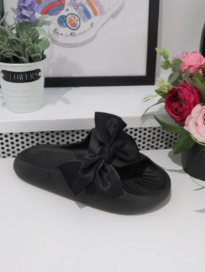 Klapki damskie na płaskim (36-41) SS-117 BLACK