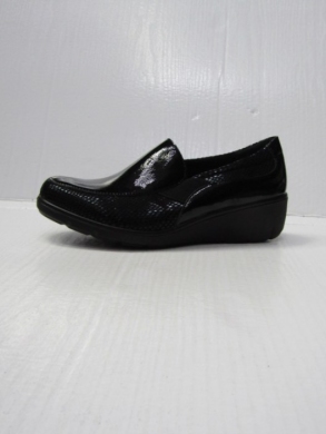 Mokasyny damskie na koturnie (36-41) J-210 BLACK