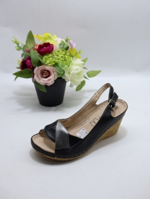 Sandały damskie na koturnie (38-41) A227 BLACK