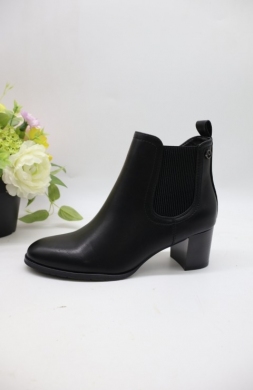 Botki damskie na obcasie (36-41) 580 BLACK