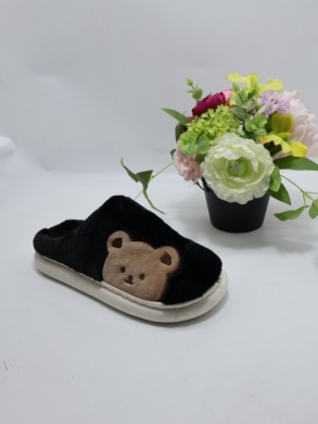 Kapcie damskie ocieplane (36-41) W-111 BLACK