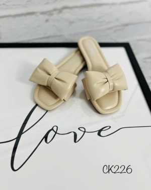 Klapki damskie na płaskim (36-41) CK226 BEIGE