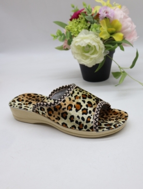 Kapcie damskie (37-41) AA21