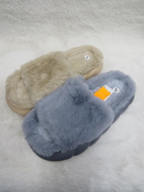 Kapcie damskie ocieplane (36-41) H667 MIX
