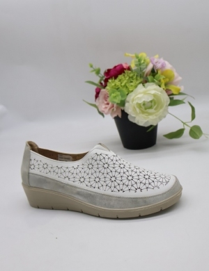 Półbuty damskie na koturnie (36-41) 0586 WHITE