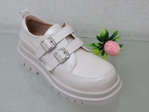 Półbuty damskie na płaskim (36-41) C21-80720 BEIGE