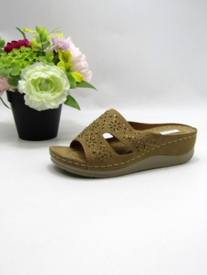 Klapki damskie na koturnie (36-41) 8-127 CAMEL