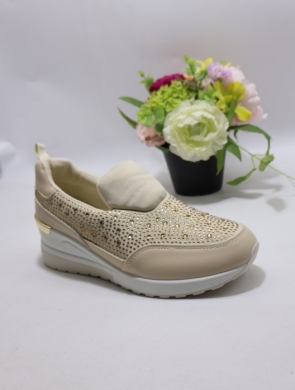 Buty sportowe damskie na koturnie (36-41) 7000-3