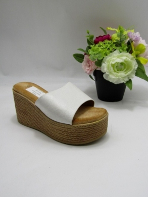 Klapki damskie na koturnie (36-41) WH525 WHITE
