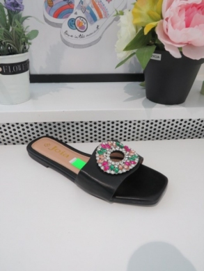 Klapki damskie na płaskim (36-41) W81 BLACK