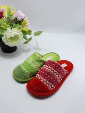 Kapcie damskie ocieplane (36-41) DC1505 MIX