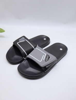 Basenówki męskie (41-46) 18562 MIX