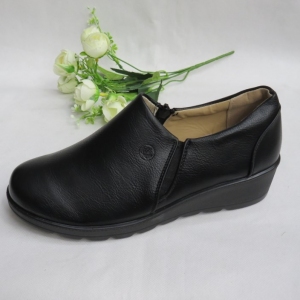 Półbuty damskie na koturnie (36-41) 22T01-1 BLACK