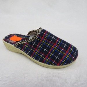 Kapcie damskie (37-41) F-27