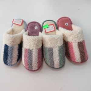 Kapcie damskie ocieplane (36-41) T-11 MIX