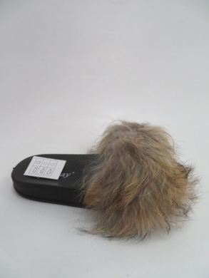 Klapki damskie z futerkiem (36-41) 737 CAMEL