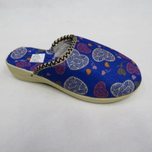 Kapcie damskie (37-41) F-2033