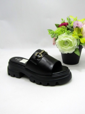 Klapki damskie na koturnie (36-41) XDS23113 BLACK