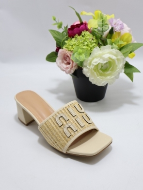 Klapki damskie na obcasie (36-41) 18001 BEIGE