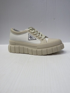 Buty sportowe damskie na koturnie (36-41) B-70 WHITE
