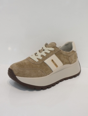 Buty sportowe damskie na płaskim (36-41) GD-124 APRICOT