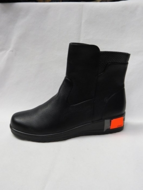 Botki damskie ocieplane na płaskim (39-43) DW33A-16 BLACK
