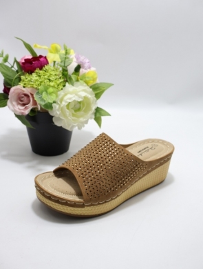 Klapki damskie na koturnie (36-40) 4012 BROWN