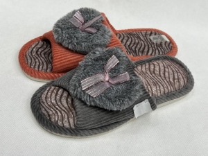 Kapcie damskie (36-41) 2021-3 MIX