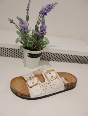 Klapki damskie na płaskim (36-41) BJ732 WHITE