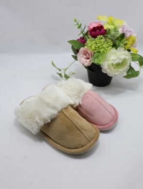 Kapcie damskie ocieplane (36-41) C10 MIX