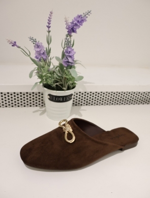 Klapki damskie na płaskim (36-41) P1506 BROWN