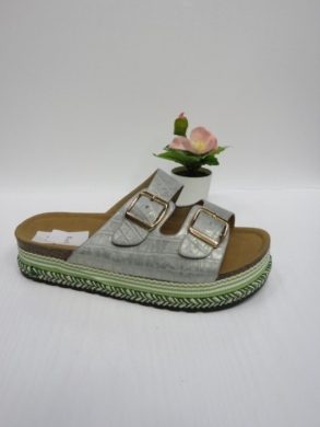 Klapki damskie na koturnie (36-41) FB209 GREEN