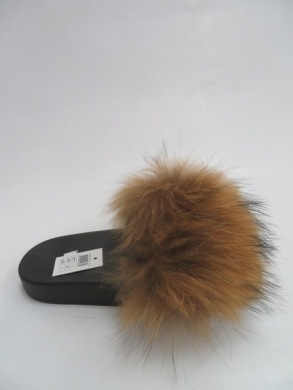 Klapki damskie z futerkiem (36-41) W2018 CAMEL
