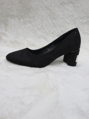 Czółenki damskie na obcasie (36-41) B060-3