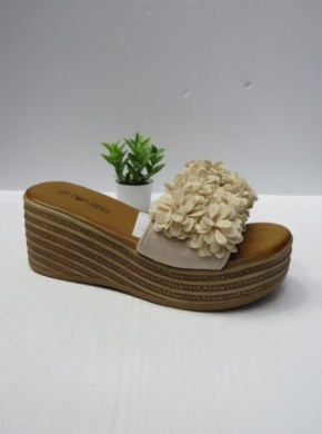 Klapki damskie na koturnie (36-41) WH-515 BEIGE