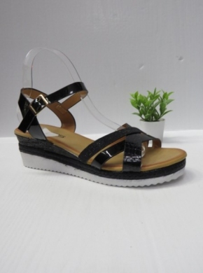 Sandały damskie na koturnie (36-41) WH-528 BLACK
