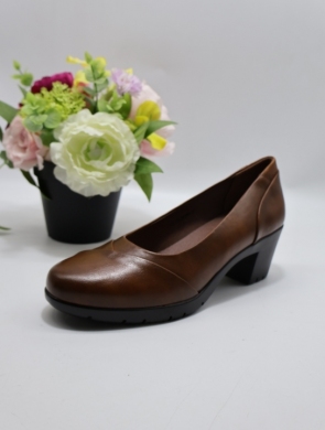 Czółenki damskie na obcasie (36-41) YCC-110 BROWN