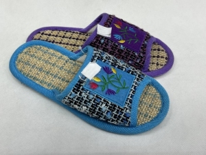 Kapcie damskie (36-41) S17 MIX