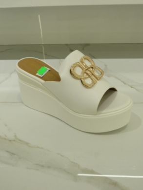 Klapki damskie na koturnie (36-41) 6688-09 WHITE