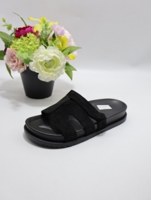Klapki damskie na płaskim (36-41) TL8-169 BLACK