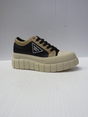 Buty sportowe damskie na koturnie (36-41) B-70 BLACK