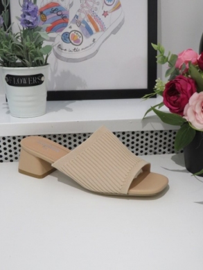 Klapki damskie na obcasie (36-41) UC84 BEIGE