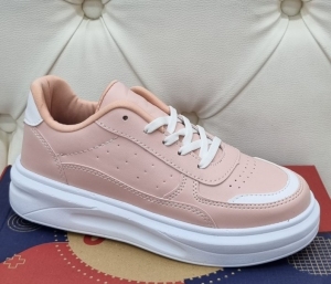 Buty sportowe damskie na płaskim (36-40)