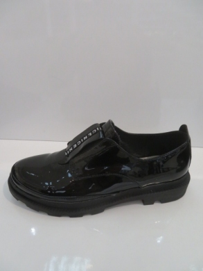Półbuty damskie na płaskim (36-41) GD-XR-132 BLACK