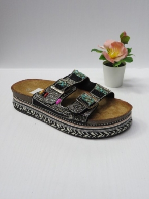 Klapki damskie na koturnie (36-41) X-19 BLACK