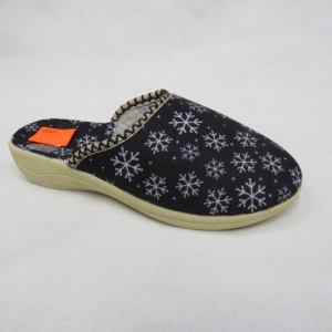 Kapcie damskie (37-41) F-041