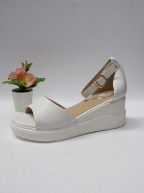 Sandały damskie na koturnie (36-41) B-9062 WHITE