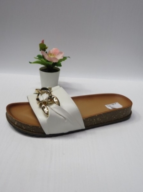 Klapki damskie na płaskim (36-41) DM-39 WHITE