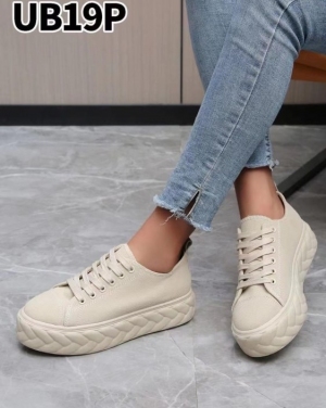 Trampki damskie na koturnie (36-41) UB19P BEIGE