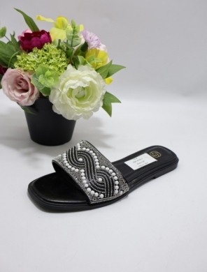 Klapki damskie na płaskim (36-41) SGC-90 BLACK